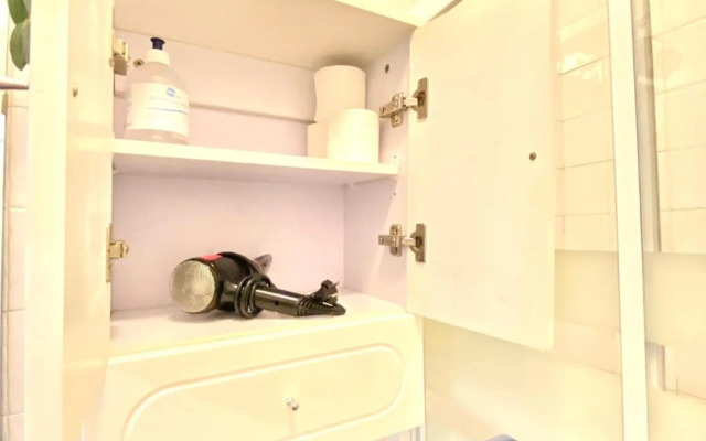 Comfortable studio old town, parking optional