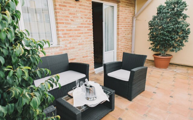 Ad Hoc Monumental Hotel