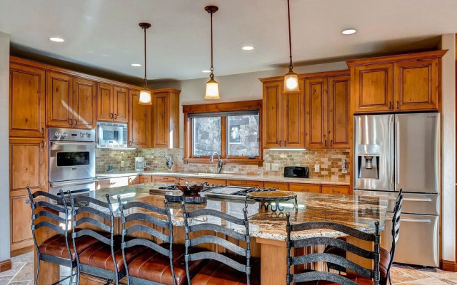 White Cloud Home #487