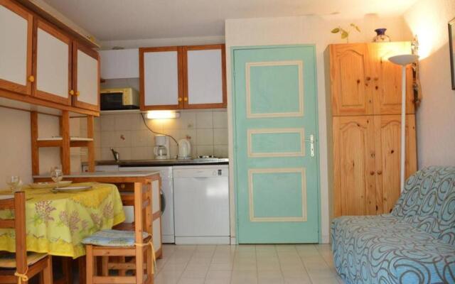 Appartement Le Lavandou, 1 pièce, 4 personnes - FR-1-251-375