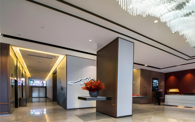 Echeng Hotel Changsha Evening News