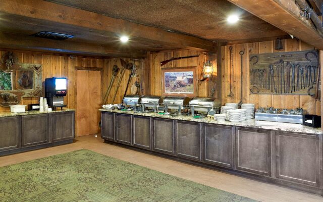 Ridgeline Hotel at Yellowstone, an Ascend Collection Hotel