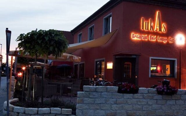 lukAs Restaurant Hotel Lounge Bar