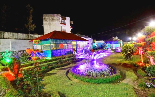 Goroomgo Silver Queen Bhimtal