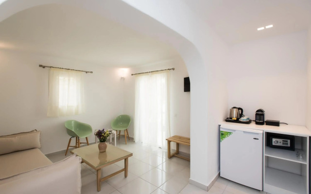 Charissi Hotel