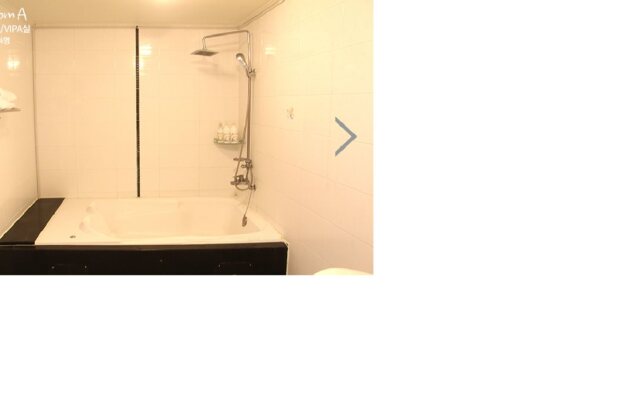 Noblesse Hotel
