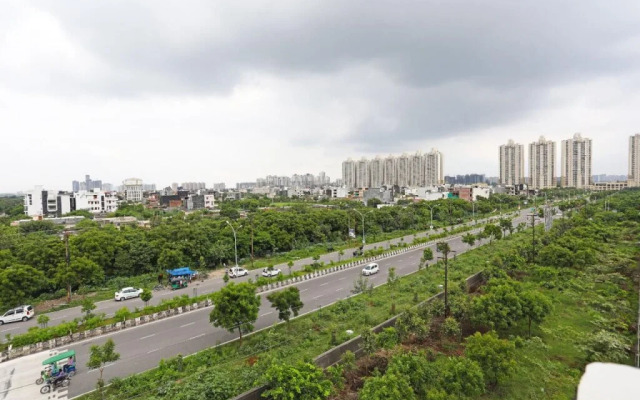 Mascot Pentazz by OYO Rooms