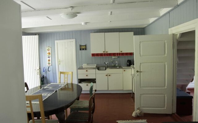 Brekke Gard Hostel