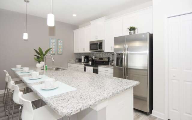 Amazing Decor Townhome SL3078