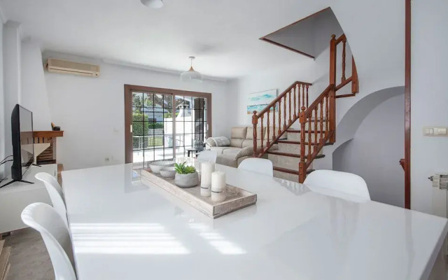 Semi-Detached House 2 (R86)