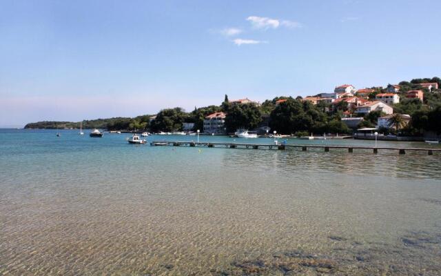 Apartments by the sea Supetarska Draga - Gonar, Rab - 19015