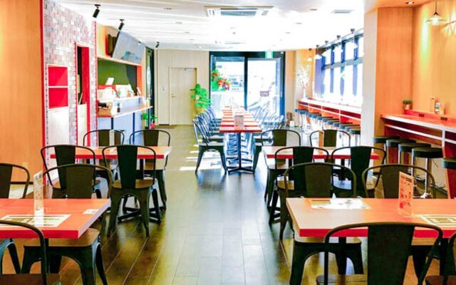 Hotel Livemax Kokura-ekimae