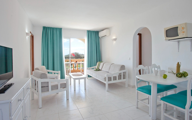 Apartamentos Sol Romántica by DOT Suites