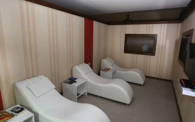 Lavin Otel