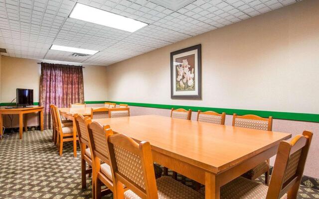 Quality Inn And Suites Lethbridge