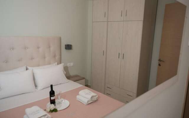 Zoe Seaview Apartment by Rentals Pro