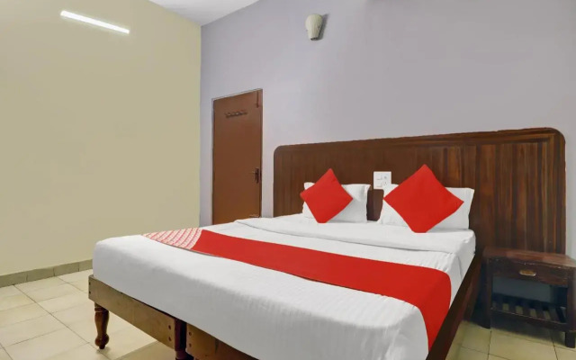 OYO Flagship 80444 Hrr Hotels