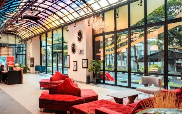 Mana-Mana Suites at Scarletz KLCC