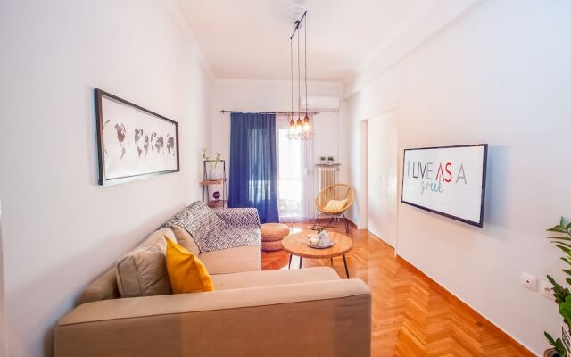 Live As A Greek in Ariadne apartment