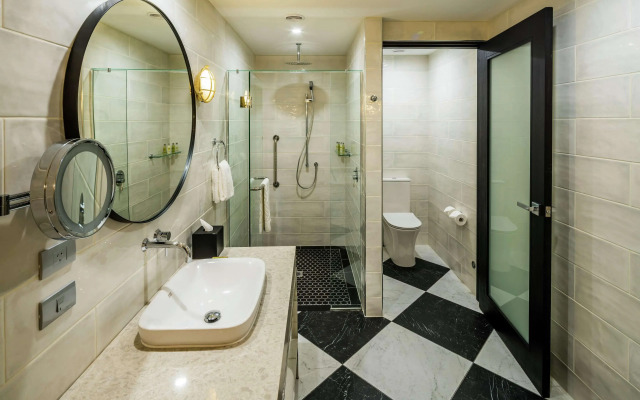 DoubleTree by Hilton Wellington
