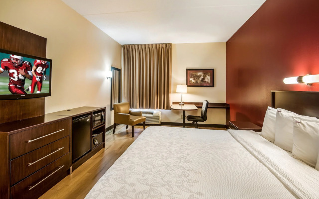 Red Roof Inn PLUS+ Raleigh Downtown – NCSU/Conv Center