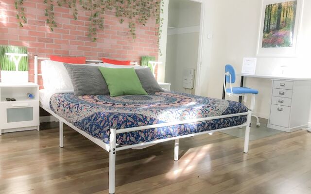 Third Street Apartments