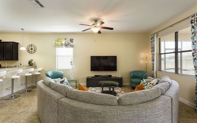 Starmark Luxury Collection - Mansions at ChampionsGate