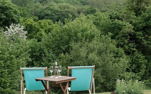 Valley Camping at The Wheatsheaf