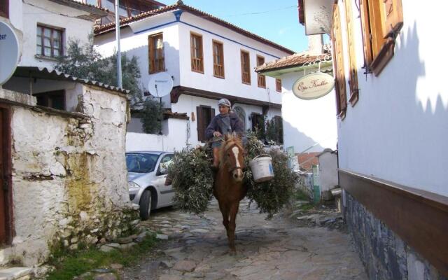 Dionysos Pension