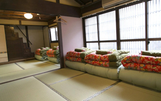 Guesthouse Tomari-ya Caters to Women