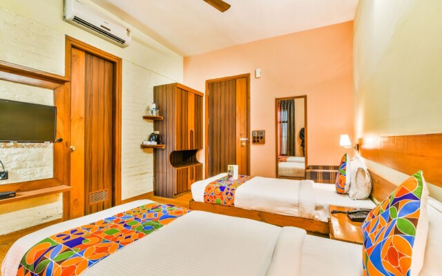 The Townhouse By FabHotel