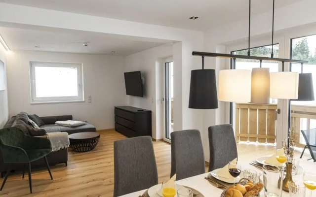 Alpine Apartment With View & Garden