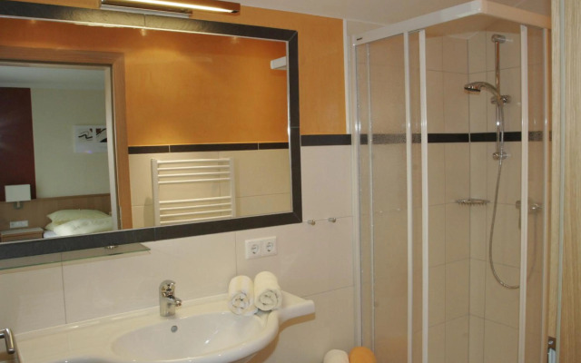 Edelweiss Apartments