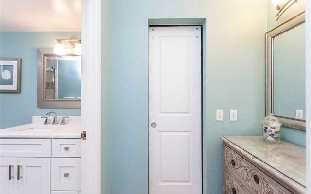 Shores Club 1002 - Two Bedroom Condo