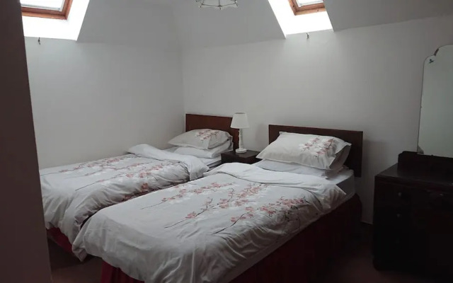 4-bed Property in Converted Coach House in Turriff
