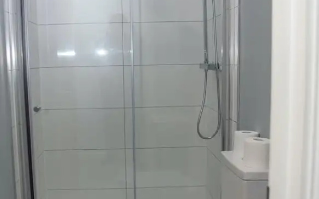 Piccadilly Apartments & Offices