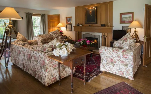 Minette Bay Lodge
