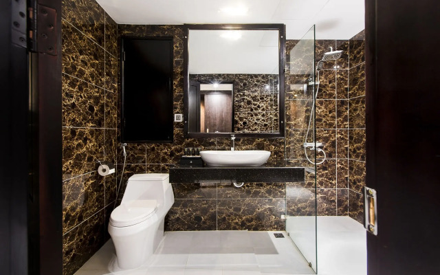 Royal Quang Binh Hotel