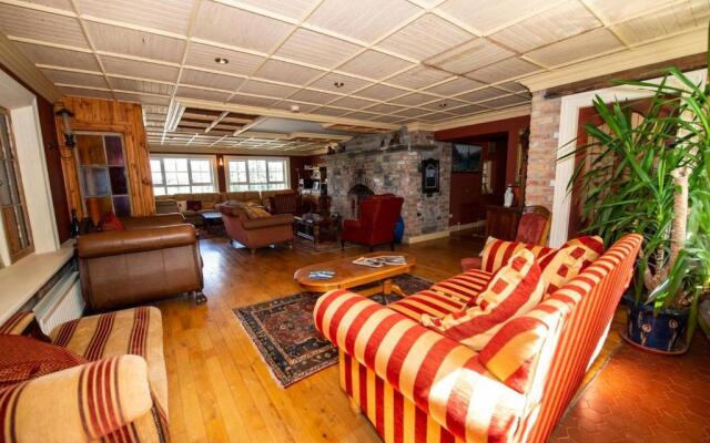 Dulrush Lodge Guest House and Self Catering