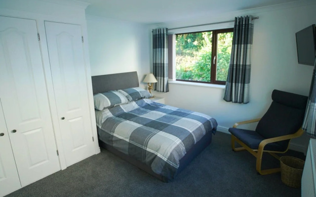 Garden-view Holiday Home in Plymouth With Sauna