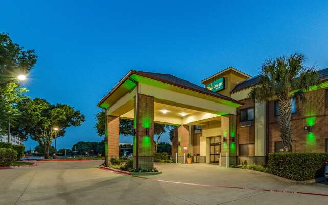 Quality Inn West Plano - Dallas