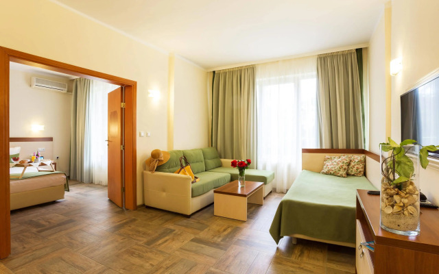 Ljuljak Hotel