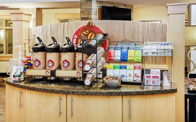 AmericInn by Wyndham Waupun