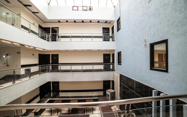 Hotel Jeyan Inn by OYO Rooms