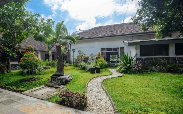 Airy Alun Alun Malang Basuki Rachmat 1