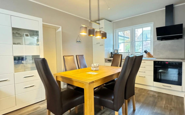 Ferienhaus Vier-Jahreszeiten fur 6 Personen in direkter Strandnahe