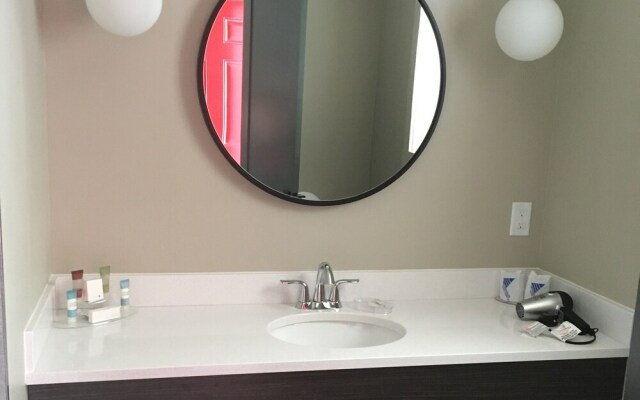 Glenora Inn & Distillery