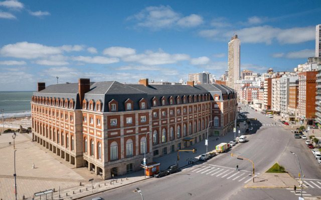 NH Gran Hotel Provincial