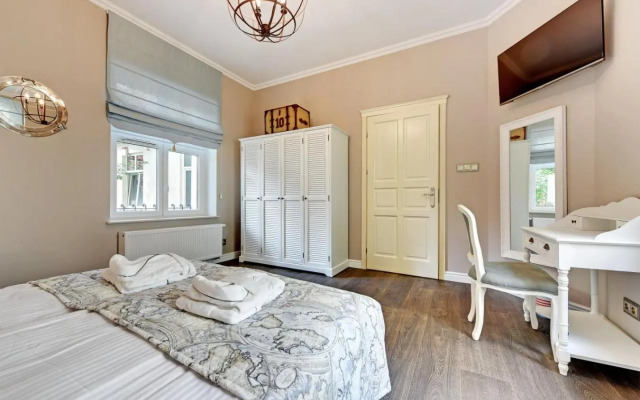 Lion Apartments - Deluxe Rooms