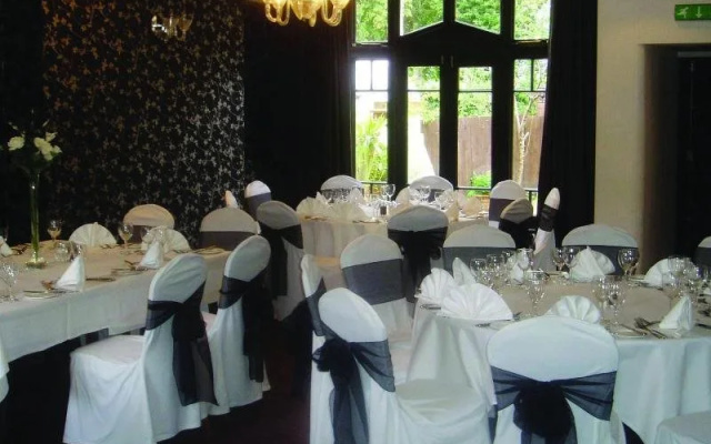 Best Western Lime Trees Hotel